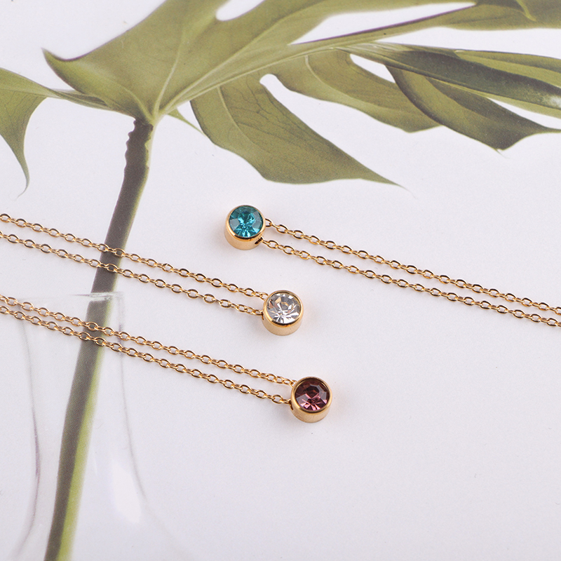 الفولاذ المقاوم للصدأ 12 جوهرة - مراجعة Birth Flower Necklace وسعره