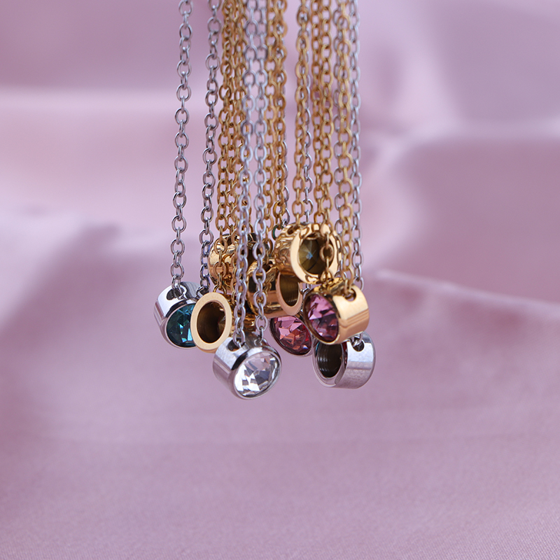 الفولاذ المقاوم للصدأ 12 جوهرة - مراجعة Birth Flower Necklace وسعره