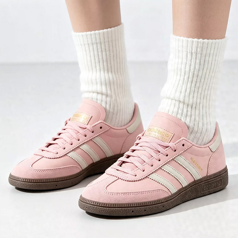 أحذية رياضية أصلية من أديداس ب - مراجعة Adidas Shoes Gazelle وسعره